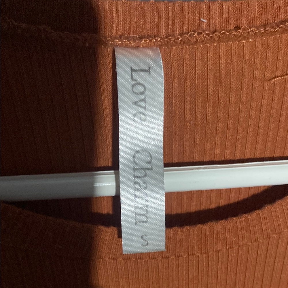Rust Short Sleeve Ruched Top - Picture 2 of 5